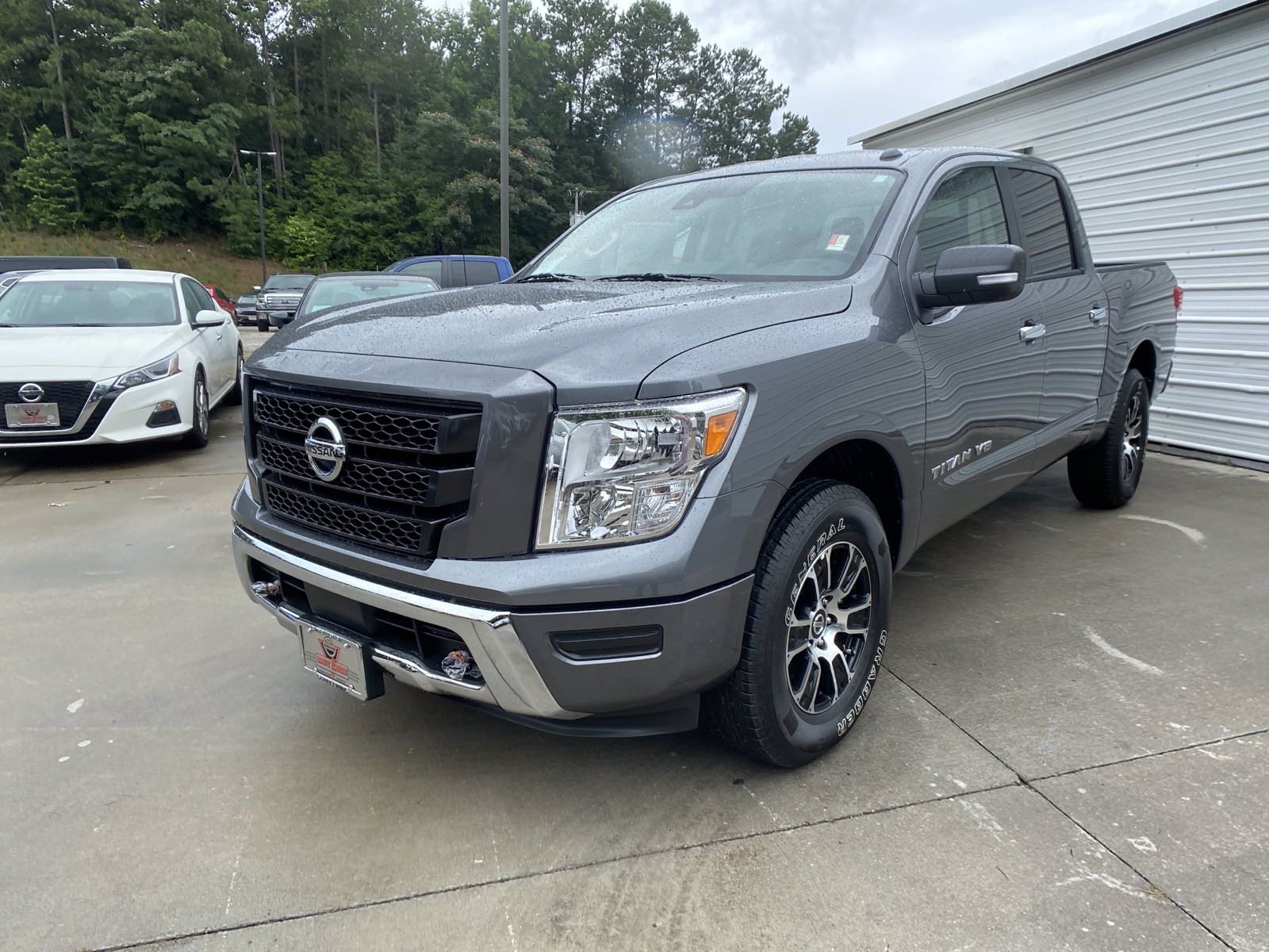 New 2020 Nissan Titan SV Crew Cab Pickup in Carrollton #20443 | Scott ...