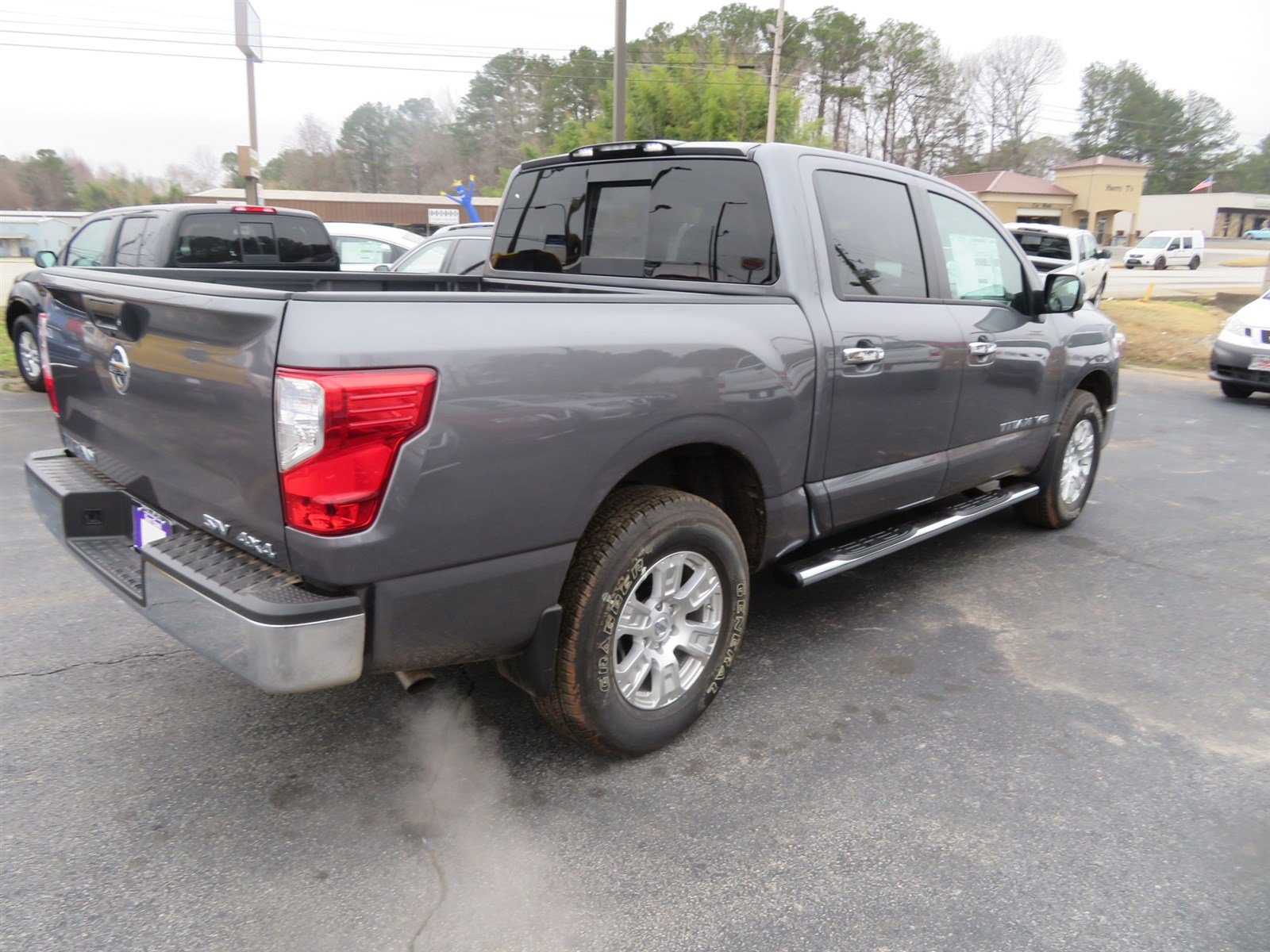 New 2018 Nissan Titan Sv Crew Cab Pickup In Carrollton #18320 