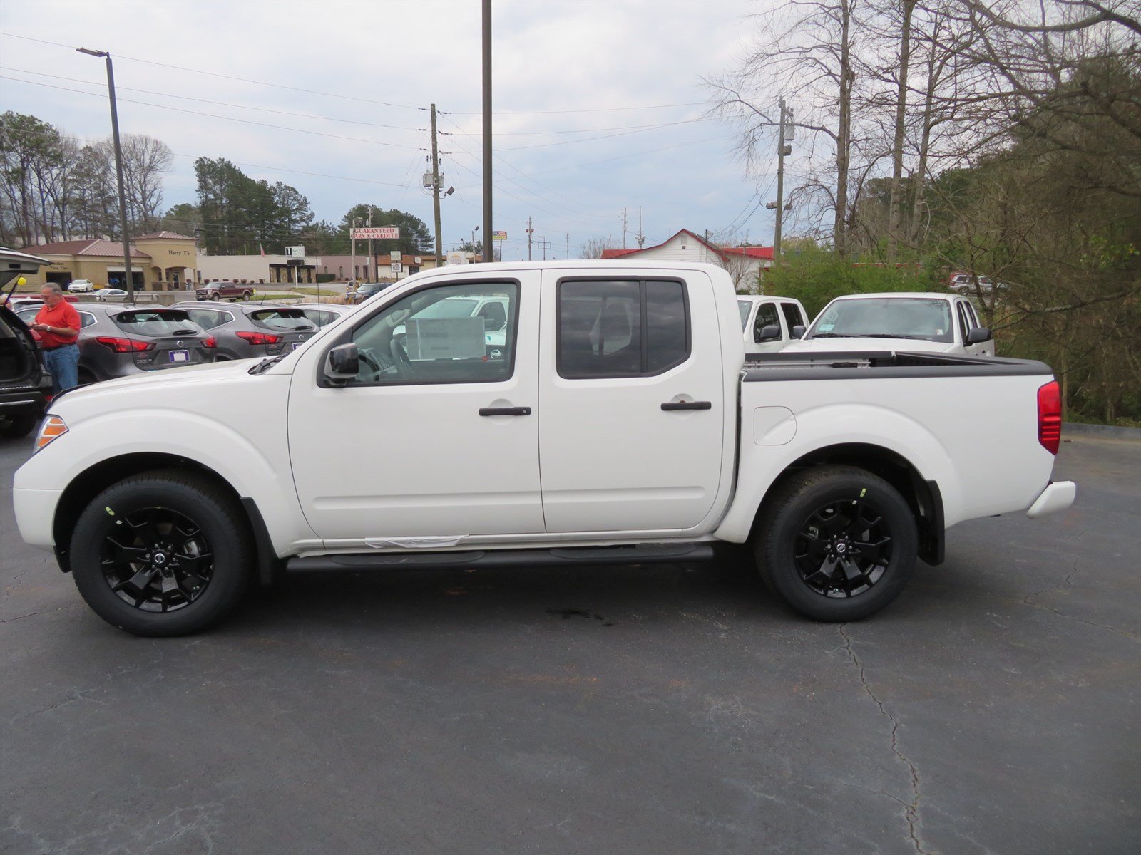 New 2018 Nissan Frontier SV Midnight Edition Crew Cab Pickup in ...