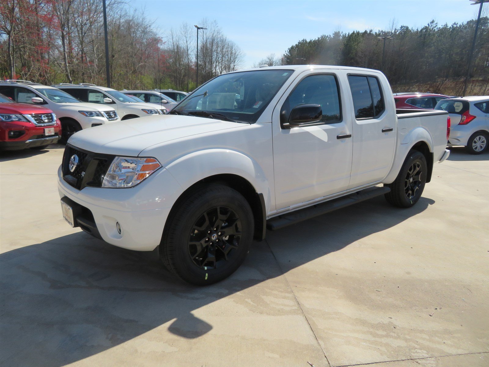 New 2018 Nissan Frontier SV Midnight Edition Crew Cab Pickup in ...