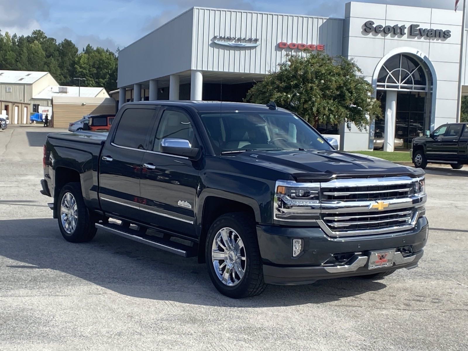 Pre-owned 2018 Chevrolet Silverado 1500 High Country Crew Cab Pickup In 